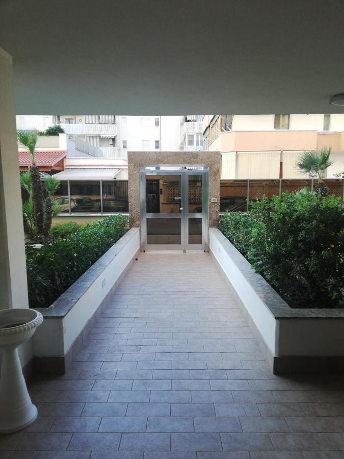 Levante Waterfront Apartamento Bari